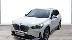 Gebraucht 2024 BMW iX1 xLine SUV | 44.890 € (Fairer Preis)