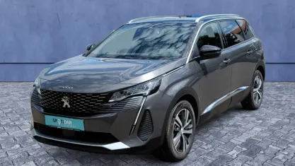 Gebraucht Peugeot 5008 Allure 136 PS (100 kW) 2024 Grau SUV