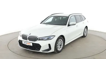Gebraucht BMW 320 M Sport 2023 Weiß Kombi