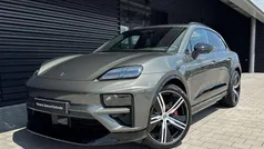 Gruen Gebraucht 2025 Porsche Macan Turbo SUV | 123.689 € (Fairer Preis)