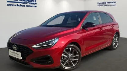 Gebraucht Hyundai i30 Advantage 101 PS (74 kW) 2025 Rot Limousine