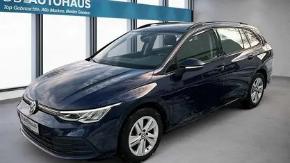 Blau Gebraucht 2022 VW Golf VIII Life Kombi | 17.850 € (Fairer Preis)