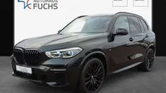 Schwarz Gebraucht 2021 BMW X5 M Sport SUV | 53.900 € (Fairer Preis)