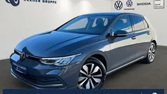 Grau Gebraucht 2023 VW Golf VIII Move Limousine | 23.899 € (Fairer Preis)