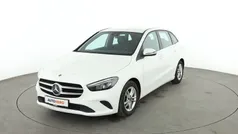 Weiß Gebraucht 2019 Mercedes B180 Style Van / Kleinbus | 17.790 € (Superpreis)