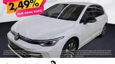 Weiss Gebraucht 2025 VW Golf VIII Goal Limousine | 31.777 € (Superpreis)