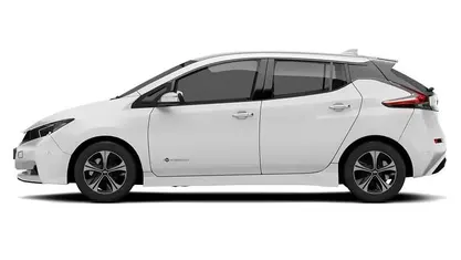Grau Gebraucht 2023 Nissan Leaf Tekna Kleinwagen | 19.890 € (Fairer Preis)