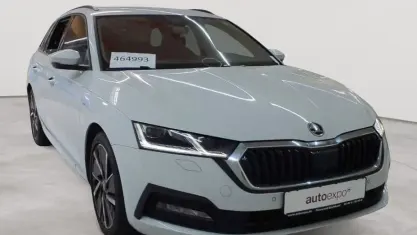 Gebraucht Skoda Octavia Clever 150 PS (110 kW) 2022 Moonweiß perleffekt Kombi