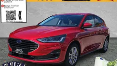 Fantastic red metallic Neu 2025 Ford Focus Titanium Limousine | 26.690 € (Superpreis)