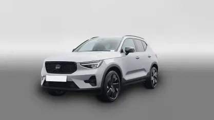 Nuova Volvo XC40 Plus 197 CV (144 kW) 2026 Grigio SUV