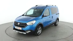 Blau Gebraucht 2018 Dacia Dokker Stepway Van | 12.520 € (Fairer Preis)
