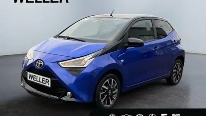 Blau Gebraucht 2021 Toyota Aygo Kleinwagen | 12.590 € (Fairer Preis)
