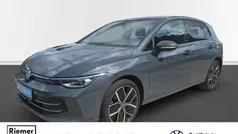 Delfingrau metallic Gebraucht 2024 VW Golf VIII Edition Limousine | 33.849 € (Fairer Preis)