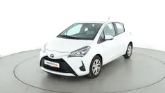 Weiß Gebraucht 2018 Toyota Yaris Comfort Limousine | 10.110 € (Fairer Preis)