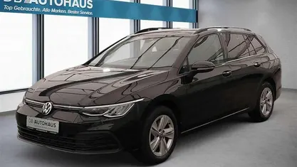 Gebraucht VW Golf VIII Life 116 PS (85 kW) 2022 Schwarz Kombi