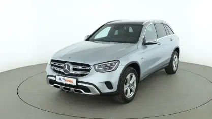 Gebraucht Mercedes GLC300e 122 PS (89 kW) 2021 Grau SUV