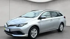 Grau Gebraucht 2018 Toyota Auris Hybrid Kombi | 18.840 € (Fairer Preis)
