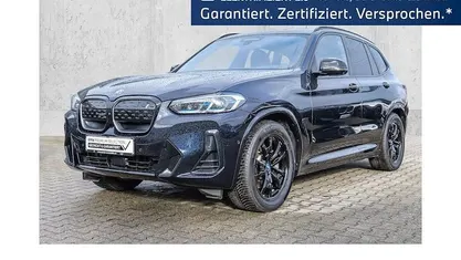 Gebraucht BMW iX3 Impressive 210 kW (286 PS) 2023 Leder 'vernasca' schwarz/kontr SUV