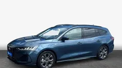 Blau Gebraucht 2024 Ford Focus ST-Line X Kombi | 26.928 € (Fairer Preis)
