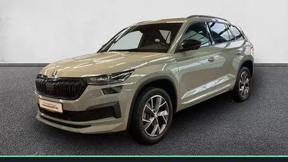 Stahlgrau Gebraucht 2022 Skoda Kodiaq SportLine SUV | 30.990 € (Fairer Preis)