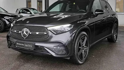 Metalliclack graphitgrau Gebraucht 2023 Mercedes GLC200 AMG SUV | 46.990 € (Fairer Preis)