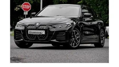 Gebraucht BMW i4 M Sport 210 kW (286 PS) 2023 Black sapphire Limousine