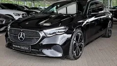 Metalliclack obsidianschwarz Gebraucht 2024 Mercedes E300 Avantgarde Kombi | 52.990 € (Fairer Preis)