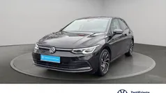 Schwarz Gebraucht 2021 VW Golf VIII Active Limousine | 22.780 € (Fairer Preis)