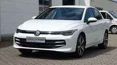 Pure white Gebraucht 2024 VW Golf VIII Life Limousine | 28.900 € (Fairer Preis)