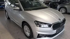 Silber (metallic) Gebraucht 2023 Skoda Fabia Limousine | 17.950 € (Fairer Preis)