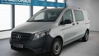Gebraucht Mercedes Vito 136 PS (100 kW) 2021 Silber Van