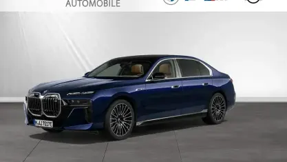 Second-hand BMW M760e M Sport 571 CP (419 kW) 2025 Albastru Berlinǎ