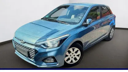 Gebraucht Hyundai i20 Trend 101 PS (74 kW) 2019 Aqua sparkling Kleinwagen