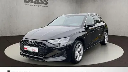 Gebraucht Audi A3 Ambiente 116 PS (85 kW) 2025 Mythosschwarz metallic Limousine