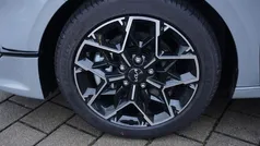 Grau Neu 2024 Kia Ceed 4 Limousine | 26.690 € (Fairer Preis)