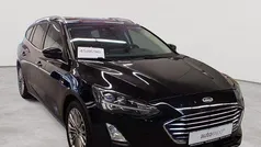 Obsidianschwarz metallic Gebraucht 2020 Ford Focus Titanium Kombi | 16.790 € (Fairer Preis)