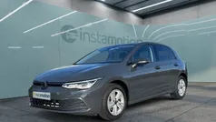 Grau Gebraucht 2023 VW Golf VIII Life Limousine | 23.805 € (Fairer Preis)