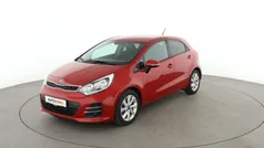 Rot Gebraucht 2016 Kia Rio DREAM-TEAM Edition Limousine | 9.610 € (Fairer Preis)