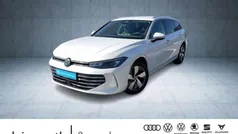 Weiss Gebraucht 2024 VW Passat Business Kombi | 31.760 € (Guter Preis)