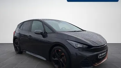 Gebraucht Cupra Born 169 kW (231 PS) 2022 Quasargrau metallic Kleinwagen