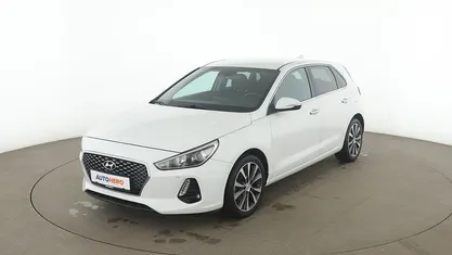 Gebraucht Hyundai i30 Style 140 PS (102 kW) 2018 Weiß Limousine