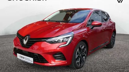 Dezirrot Gebraucht 2021 Renault Clio V Intens Limousine | 14.700 € (Fairer Preis)