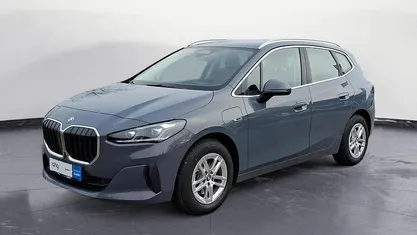 Gebraucht BMW 225 Active Tourer Sport Line 136 PS (100 kW) 2022 Grau Van / Kleinbus