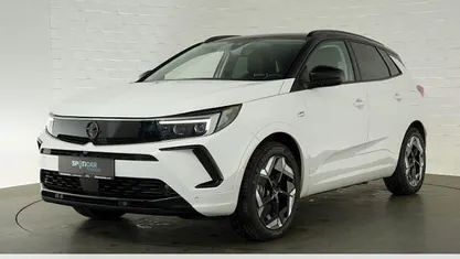 Weiss Gebraucht 2023 Opel Grandland X GSe SUV | 27.324 € (Fairer Preis)
