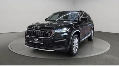 Blackmagic perleffekt Gebraucht 2023 Skoda Kodiaq Style SUV | 28.890 € (Fairer Preis)
