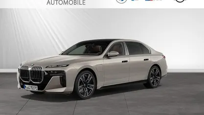 Oxidgrau metallic Gebraucht 2024 BMW 750e M Sport Limousine | 109.109 € (Fairer Preis)