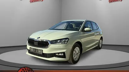 Neu Skoda Fabia Selection 80 PS (58 kW) 2026 Timiano green Kleinwagen