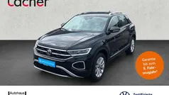 Schwarz Gebraucht 2024 VW T-Roc Style SUV | 26.290 € (Guter Preis)