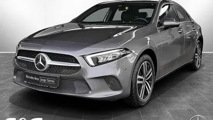 Gebraucht Mercedes A250 Progressive 160 PS (117 kW) 2021 Metalliclack mountaingrau Limousine