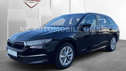 Schwarz Gebraucht 2024 Skoda Octavia Selection Kombi | 33.250 € (Guter Preis)